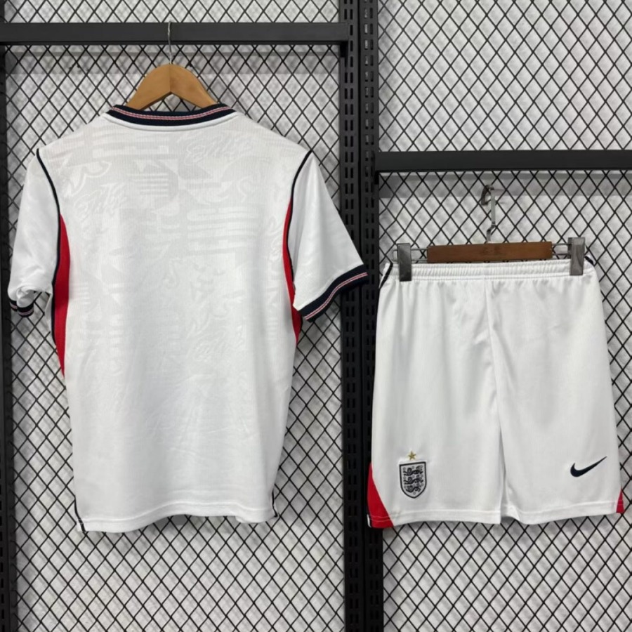 90bd39f5476e4a4e506c0f463466a9f4.jpg Fotbollströja England Hemma 2026 Vuxen