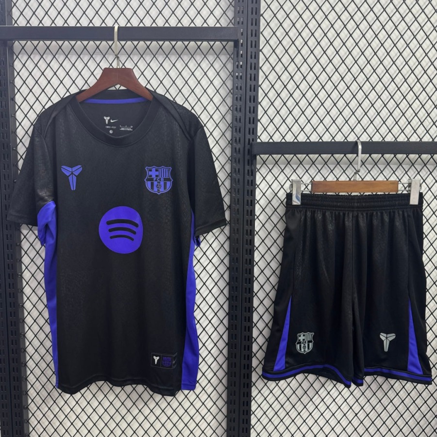 9f6993d094b3fead5aac5de604db8a6a.jpg Maillot Barcelone Fourth 2025/26 Adulte