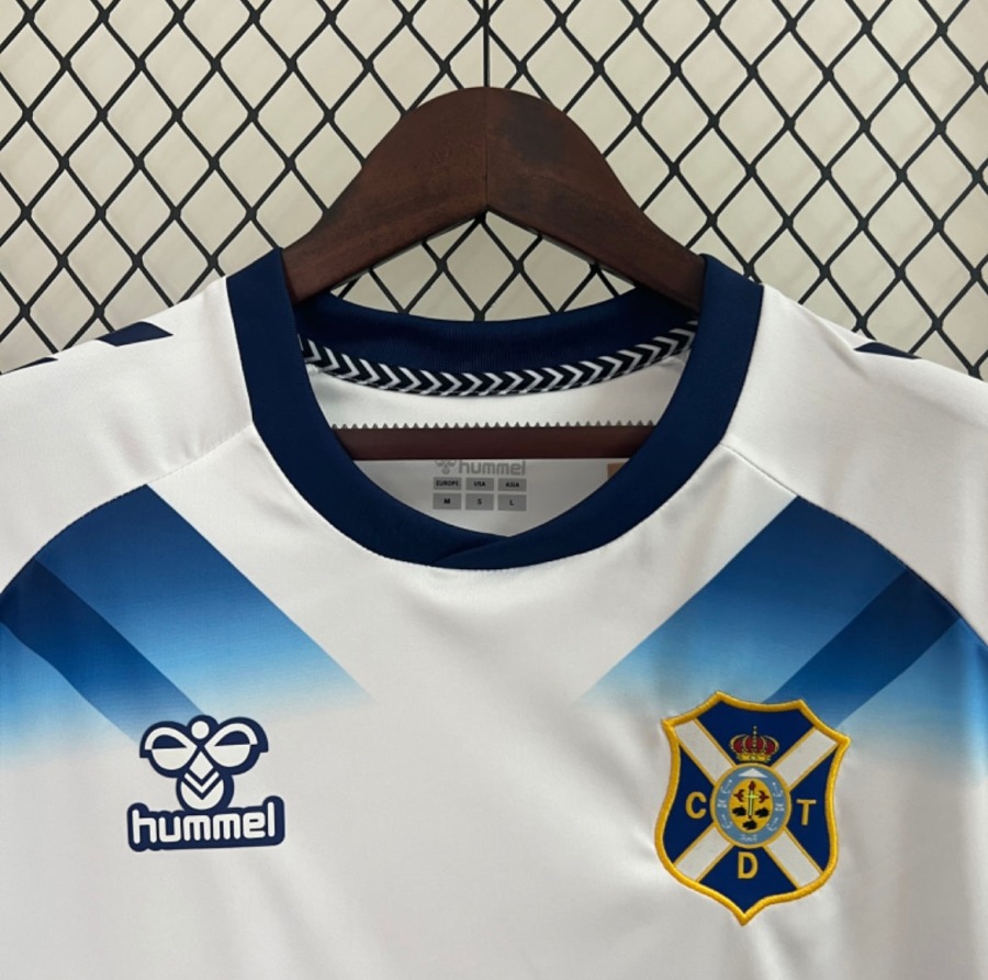 A035A0B5-533B-4E7B-BE4B-42DA2323B0E0.jpg Maillot Tenerife Domicile 2024/25