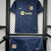 A617CD76-9B1A-40A8-A099-0647DD4A0F1B.jpg FC Barcelona Träningströja Barn 2024/25