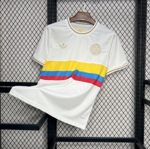 C11D26F4-4E08-4492-846C-76DD88BEA119.jpg Fotbollströja Colombia Jubileumsutgåva 2024