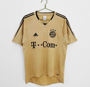 C6CC5B54-86C3-464C-9825-862AD5FC2E1A.jpg Fotbollströja FC Bayern München 2004/05 Borta