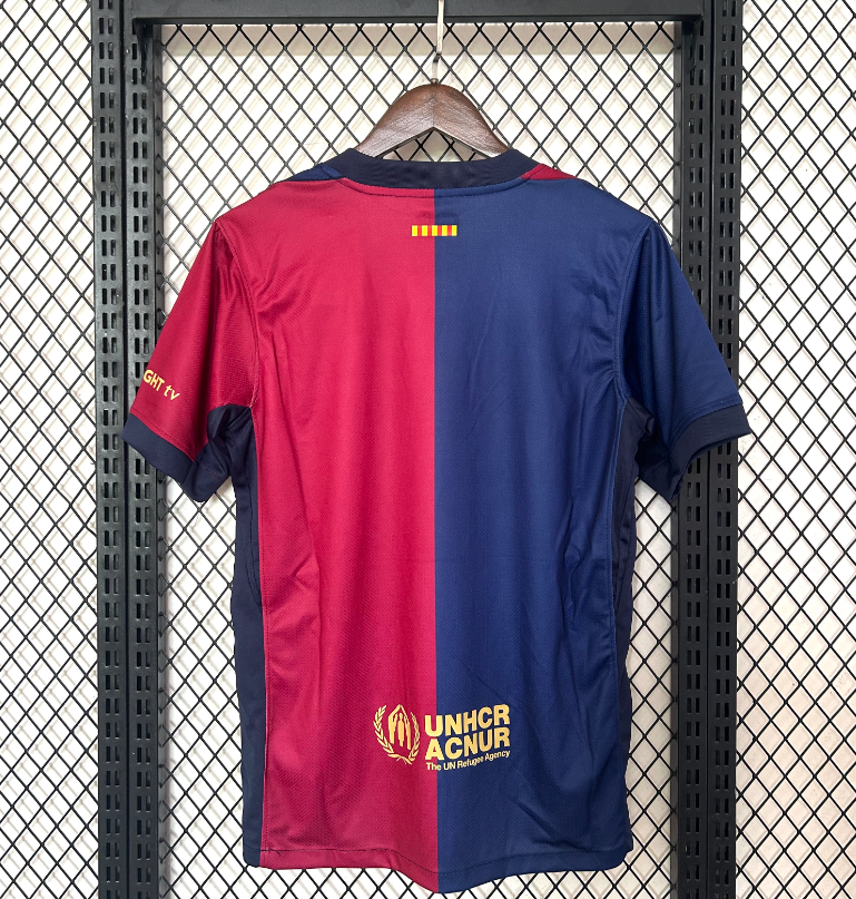 Captured_ecran2024-08-08a18.37.54_1165eec7-6238-4230-84b6-8432023a6200.png Barcelona Tröja 2024/25 Klassisk