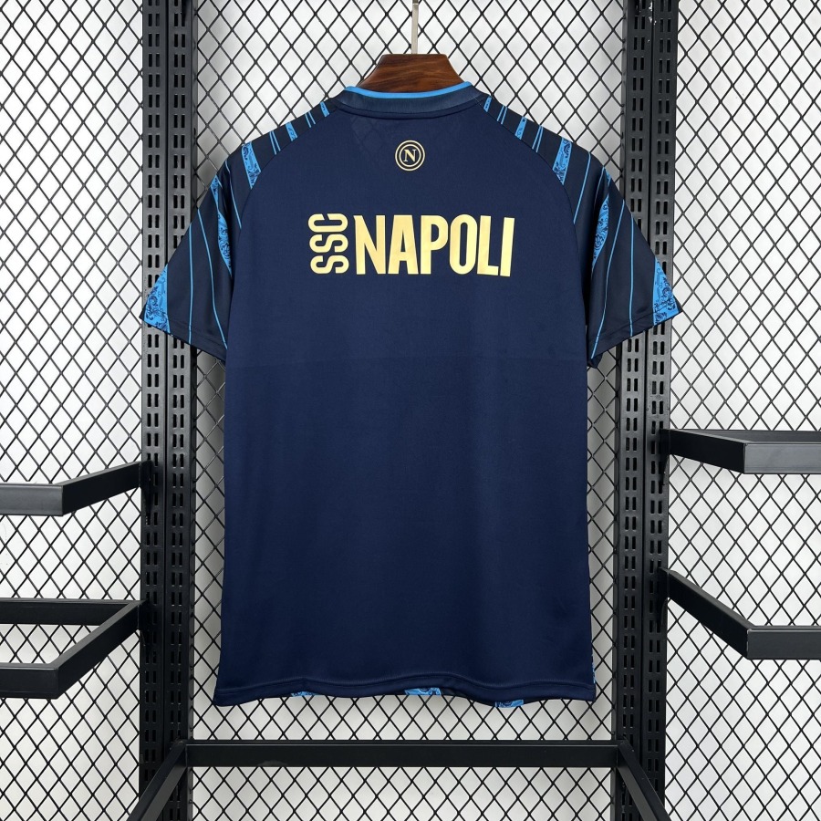 a7af975e.jpg Napoli 2026-27 Hemmatröja