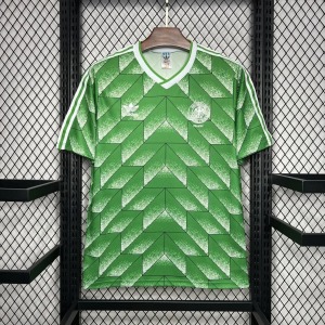 Fotbollströja Tyskland Retro 1990