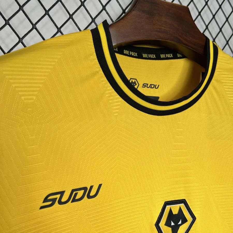 Fotbollströja Wolves 2024-25 Hemma