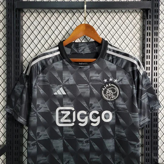 cb6f1734_540x_aa23d0b7-7419-4cea-ac0b-598240445318.jpg Ajax Third Svart 2023-2024 Fotbollströja