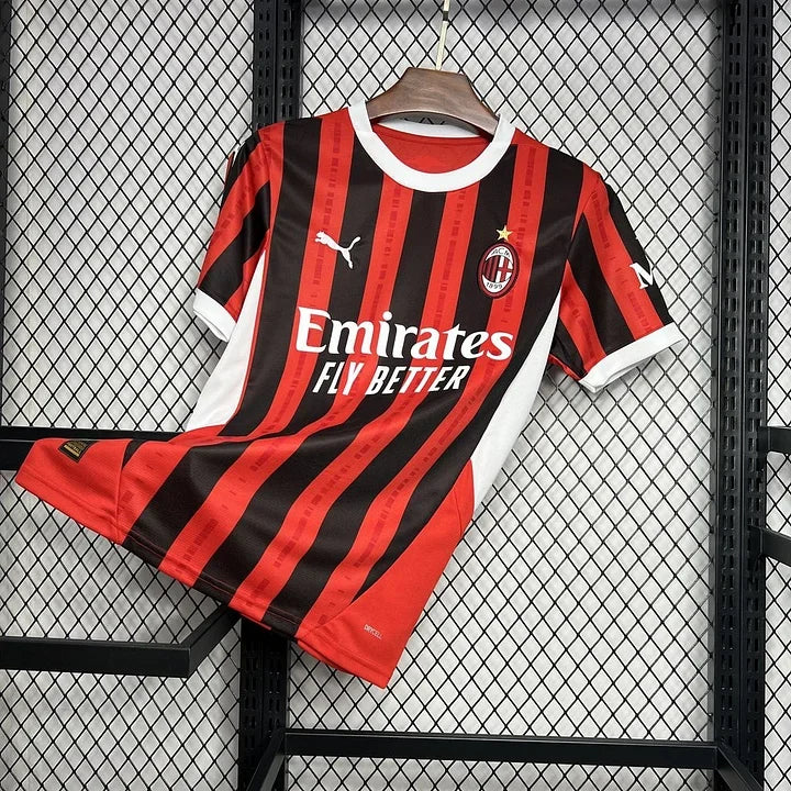 cbcd01d97906f7e9ba9f0c88ac7add3e.jpg Fotbollströja AC Milan 2024/25 Premium