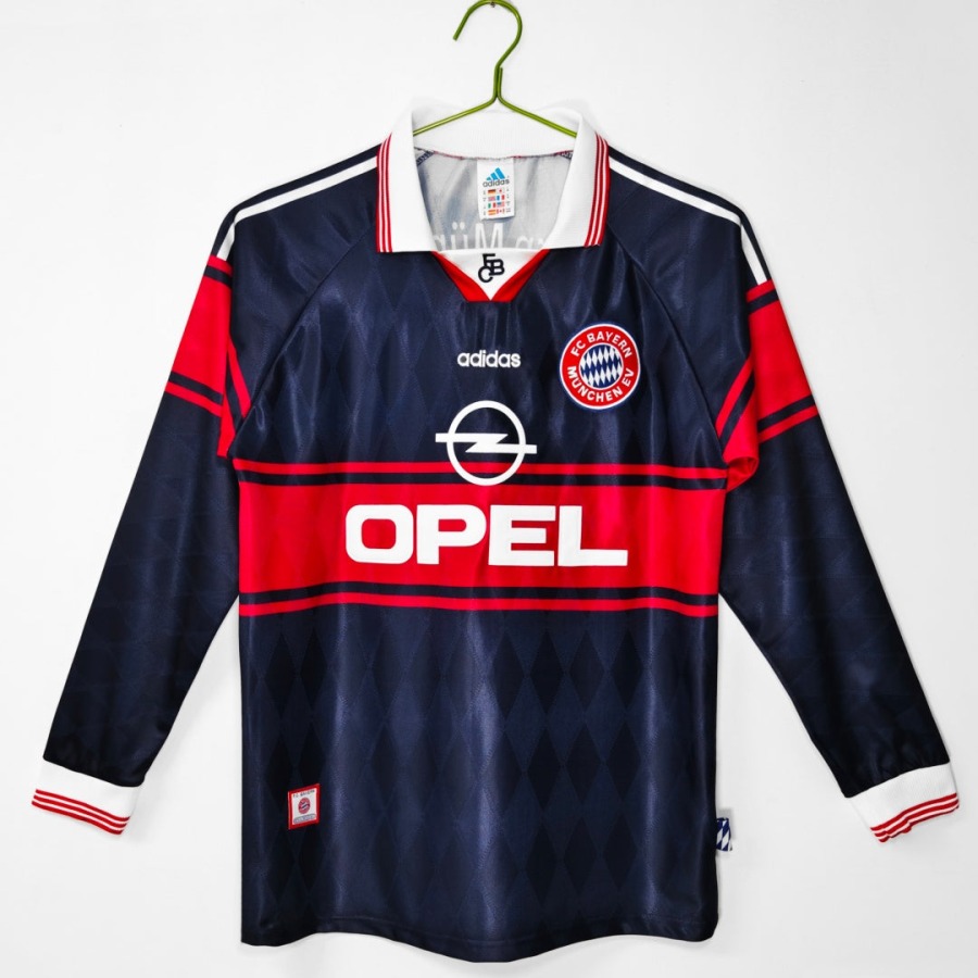 dd298e4c2da75781b60475486b1cc45d.jpg Bayern Münchens hemmatröja 1997-1999 Långa ärmar