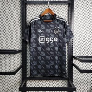 e07b21ff_540x_0cf212f2-806a-4654-bb52-324e76ef31f1.jpg Ajax Third Svart 2023-2024 Fotbollströja