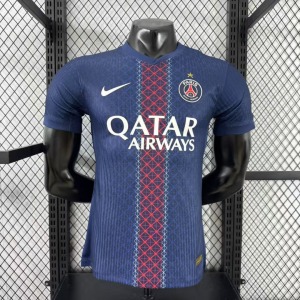 e446cf11b838227397b164c27393473a.jpg Fotbollströja PSG Hemma 2025/26 Player
