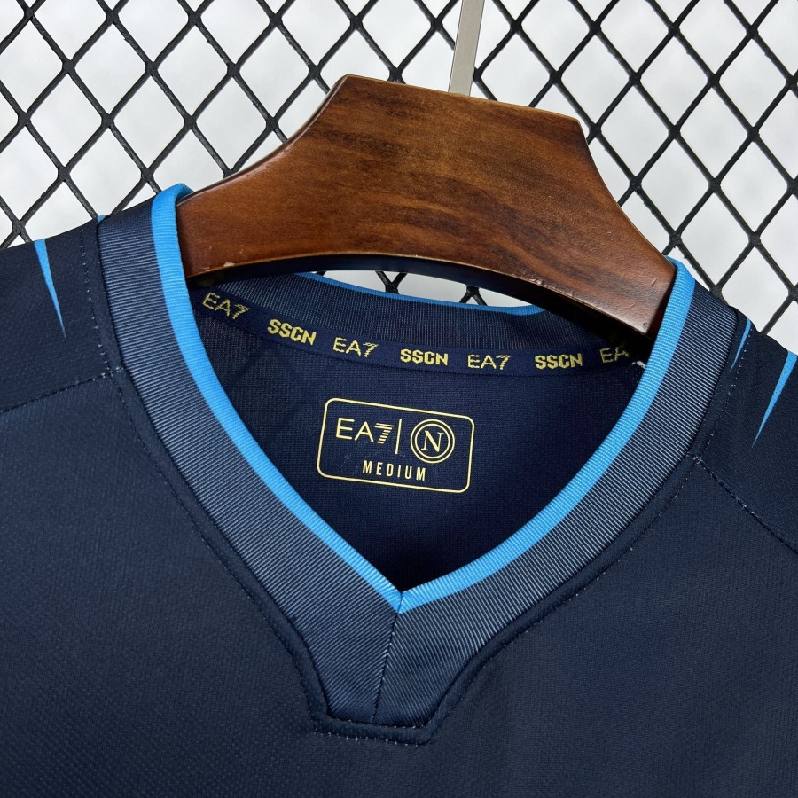 e7f992b8.jpg Napoli 2026-27 Hemmatröja