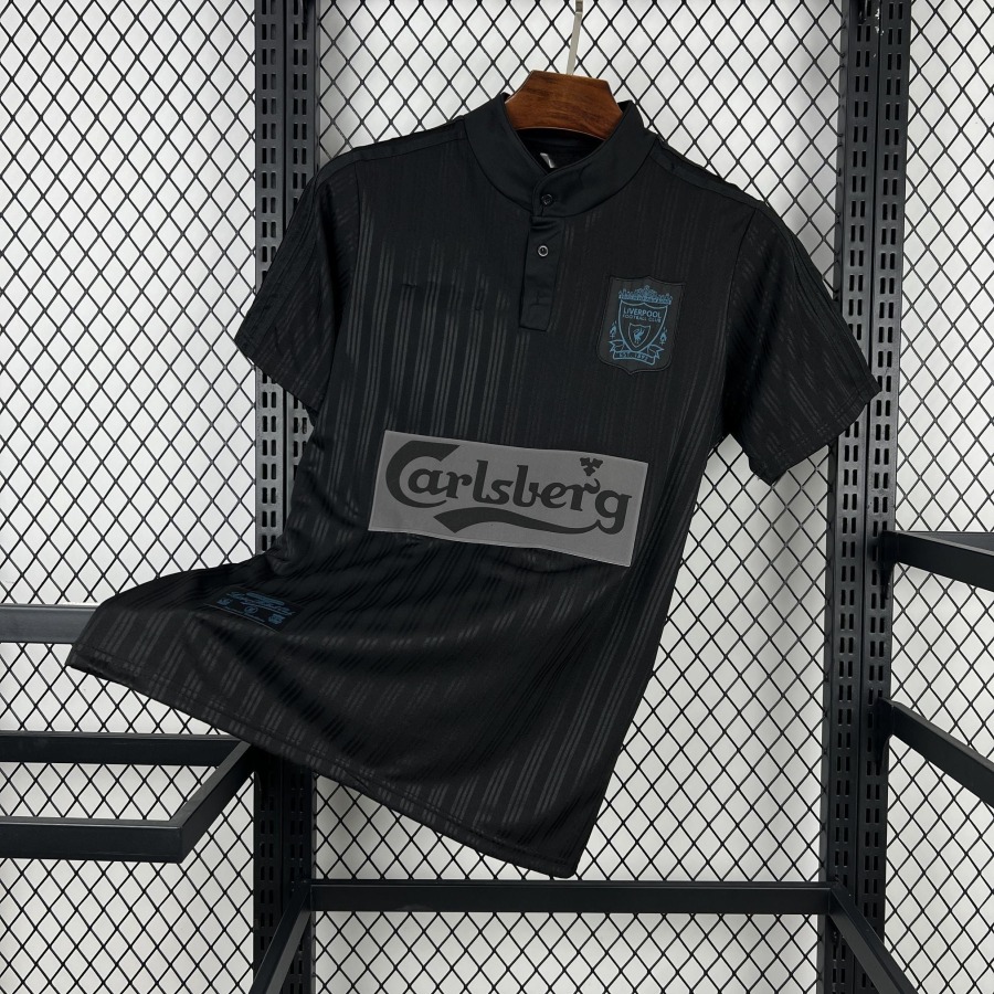 ed7ae9ff9b8cc323a737411f104d470f.jpg Maillot Liverpool 1995 Rétro Black Premium