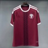 f3edaf1bfa5f16a73ba6055f860e1ece.jpg Fotbollströja Qatar Hemmatröja 2025/26