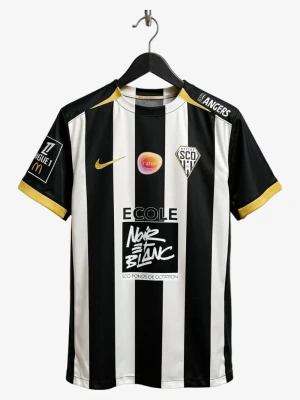 Fotbollströja Angers Sco Hemmatröja 2025-2026