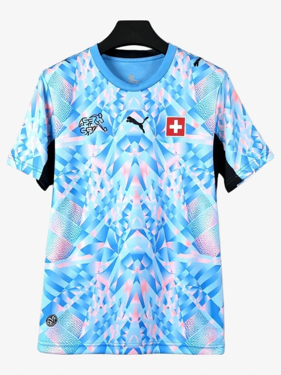 maillot-exterieur-suisse-2026 studio v12 Maillot Extérieur Suisse 2026