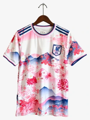 maillot-japon-25-26-edition-speciale-rose studio v12 Fotbollströja Japan 25/26 Special Edition Rosa