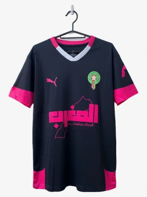 maillot-maroc-concept-rose-2025-2026 studio v12 Maillot Maroc Concept Rose 2025-2026