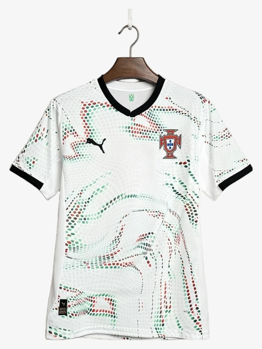maillot-portugal-exterieur-2025-2026 studio v12 Maillot Portugal extérieur 2025 2026